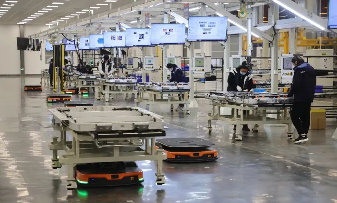 智能车间“人机合一”，经开区这家企业一季度产值近亿元凤凰网江苏_凤凰网